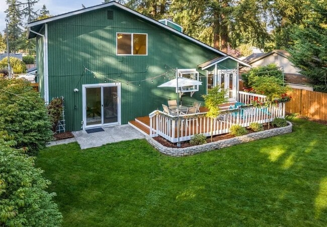 19825 SE 267th Pl in Covington, WA - Foto de edificio - Building Photo