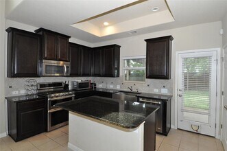 7709 Menchaca Rd in Austin, TX - Building Photo - Building Photo