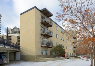 Bellamy Hill Apartments in Edmonton, AB - Building Photo - Primary Photo