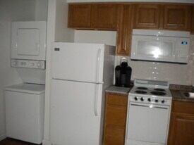 12 Scenic Ct, Unit 4 in Branson, MO - Building Photo