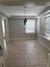 300 Bellaire Ave in Kansas City, MO - Building Photo - Building Photo