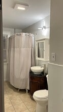 90 Fairfax Rd, Unit 3 in Worcester, MA - Foto de edificio - Building Photo