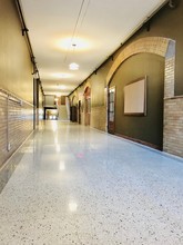 School 85 in Indianapolis, IN - Foto de edificio - Building Photo