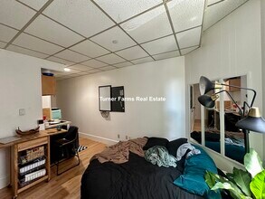 273 Newbury St, Unit 272 Newbury- 3 in Boston, MA - Foto de edificio - Building Photo