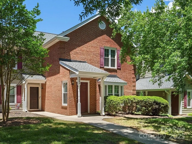 property at 9404 S Vicksburg Park Ct