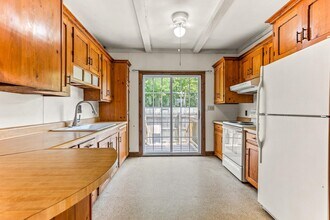 32 Mill St in Rochester, NH - Building Photo - Building Photo