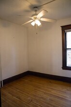 1309 E Hennepin Ave, Unit 2 in Minneapolis, MN - Building Photo - Building Photo