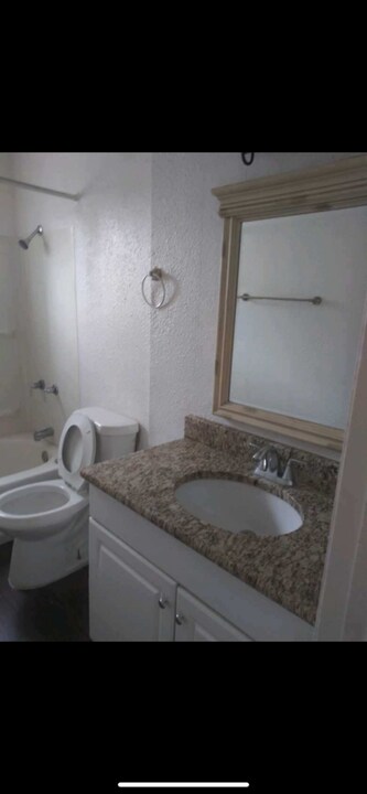 4330 Loomis Ave-Unit -1 in Colorado Springs, CO - Building Photo