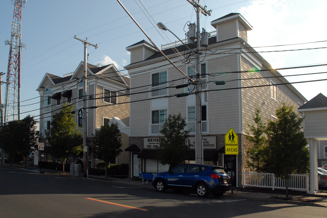 1717-1723 Main St in Belmar, NJ - Foto de edificio