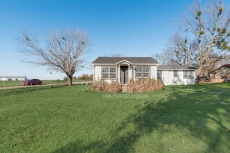192 Diamond Rnch Rd in Whitesboro, TX - Building Photo - Building Photo