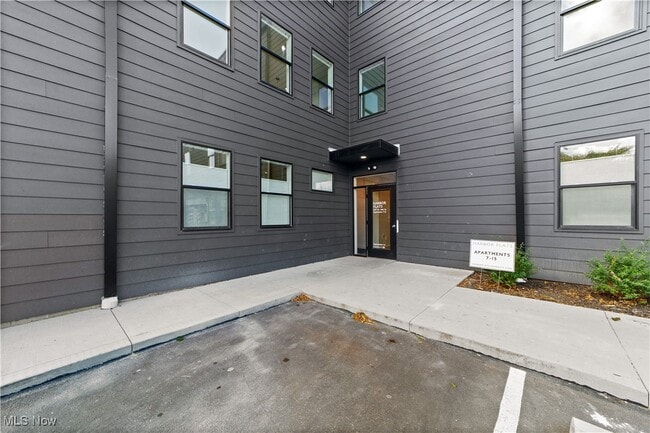 2017 W 44th St in Cleveland, OH - Building Photo - Building Photo
