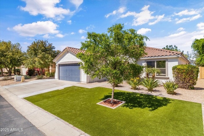9028 E Obispo Ave in Mesa, AZ - Building Photo - Building Photo