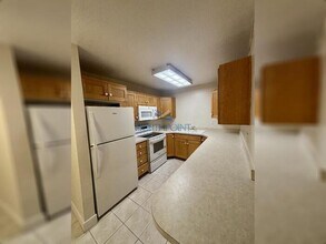 1202 W 1380 N in Orem, UT - Foto de edificio - Building Photo