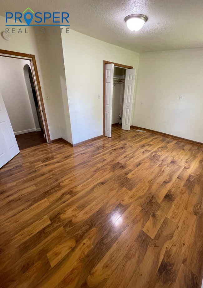 709 Niagara St in Eau Claire, WI - Building Photo - Building Photo