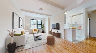 West 96th Street in New York, NY - Building Photo