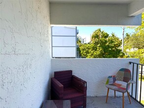 16508 NE 26th Ave in North Miami Beach, FL - Building Photo - Building Photo