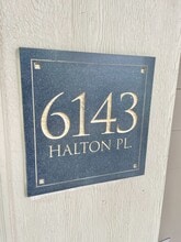 6143 Halton Pl in Indianapolis, IN - Foto de edificio - Building Photo