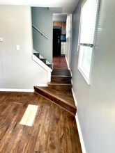 413 6th Ave in Elizabeth, PA - Building Photo - Building Photo