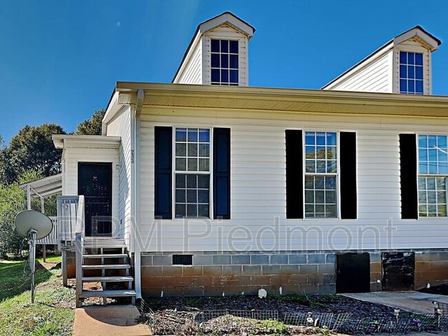 property at 213 Toby Springs Ln