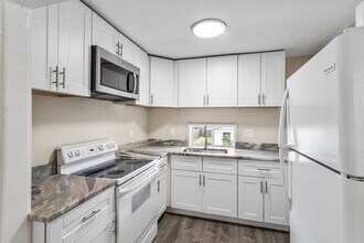 3487 16th Ave S in St. Petersburg, FL - Building Photo - Building Photo