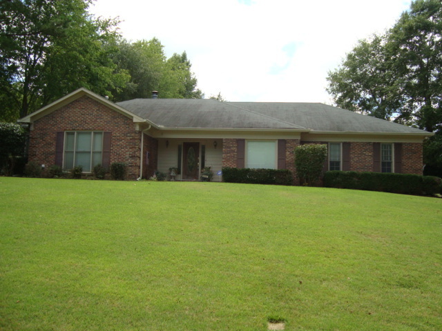 6367 Cape Cod Dr in Columbus, GA - Building Photo