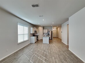 8620 Mirror Lk Dr in Fort Worth, TX - Building Photo - Building Photo