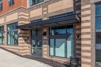 Trafalgar Flats in Arlington, VA - Building Photo - Building Photo