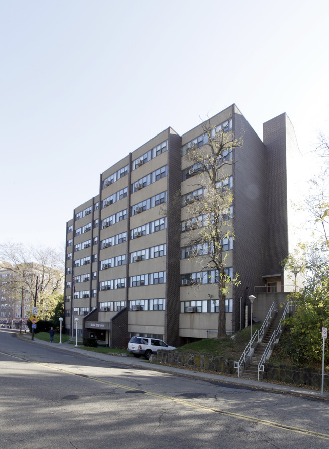 Murray Towers in Pittsburgh, PA - Foto de edificio - Building Photo