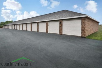 Ledgeview Estates in De Pere, WI - Building Photo - Building Photo