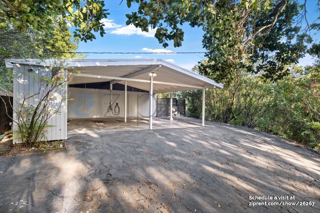 property at 757 Tofflemire Dr