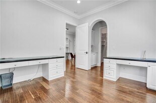 54 Clifford in Irvine, CA - Building Photo