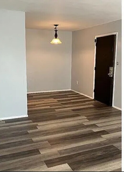 2971 Four Towers Dr in Cincinnati, OH - Building Photo