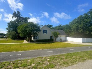 2000 Marvin Ave in Port St. Joe, FL - Building Photo - Building Photo