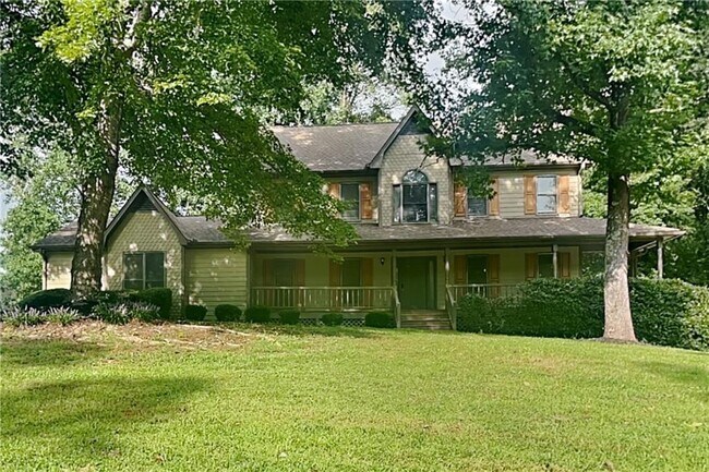 property at 12 Hamilton Pl