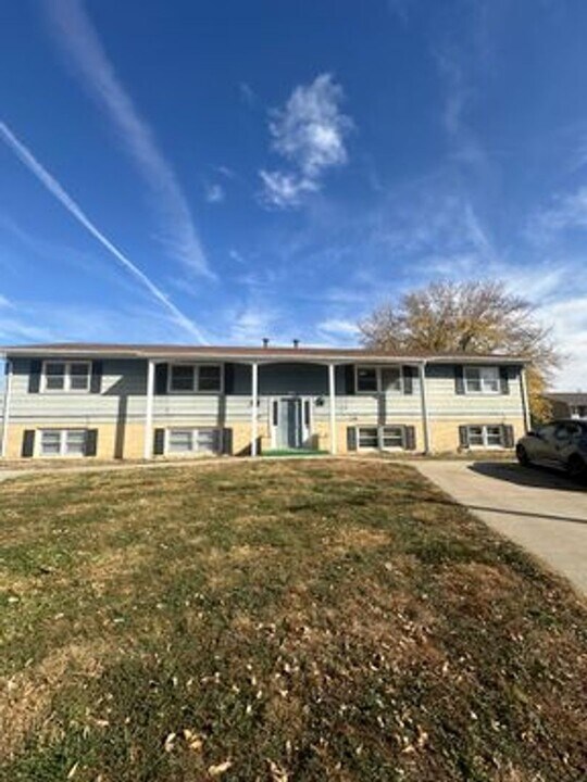 900 N 10th St in Norfolk, NE - Building Photo