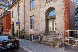 1210-1216 Saint-Hubert Rue in Montréal, QC - Building Photo