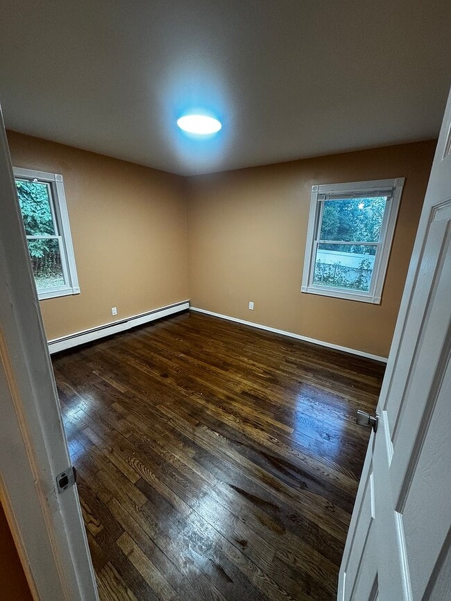 103 NY-25A in Smithtown, NY - Building Photo - Building Photo
