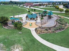 9917 George Bush Dr in McKinney, TX - Building Photo - Building Photo