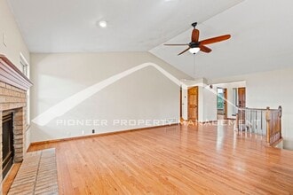 5020 Broadmoor Bluffs Dr in Colorado Springs, CO - Building Photo - Building Photo