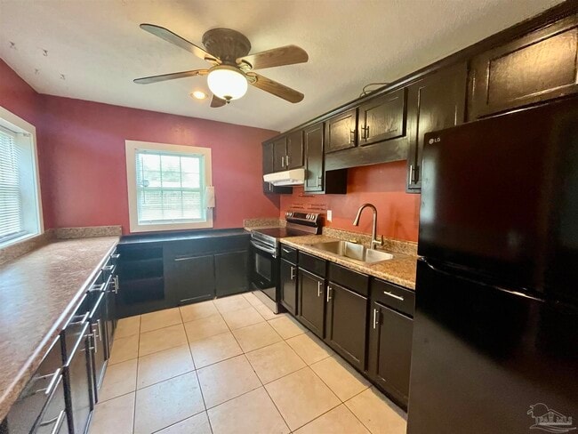 5517 W Jackson St in Pensacola, FL - Building Photo - Building Photo