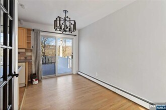 9 McKinley Pl in West Milford, NJ - Building Photo - Building Photo