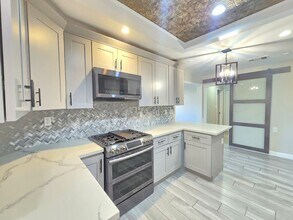 44309 Date Ave in Lancaster, CA - Building Photo - Building Photo