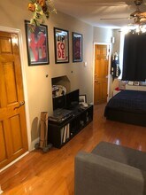 428 S 7th St in Philadelphia, PA - Building Photo - Building Photo
