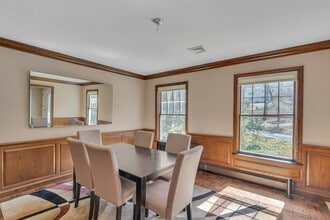 181 Upper Saddle River Rd in Montvale, NJ - Building Photo - Building Photo