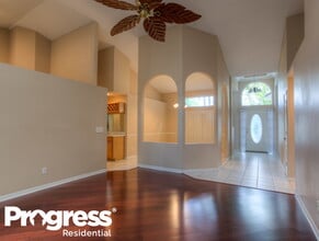 618 Waterscape Way in Orlando, FL - Building Photo - Building Photo