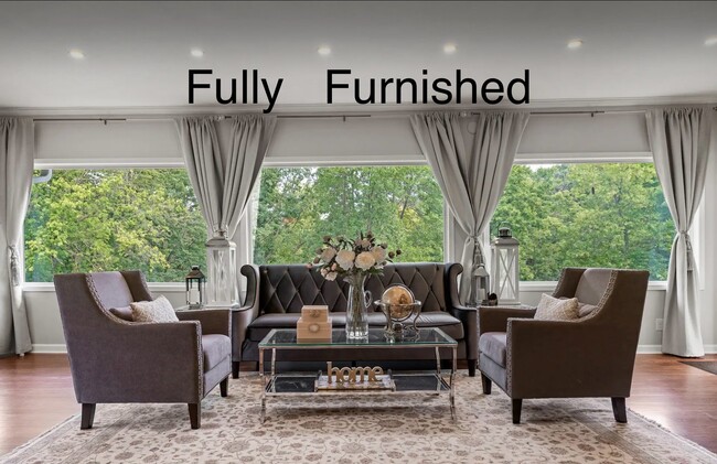 property at 15610 Holdridge Rd E
