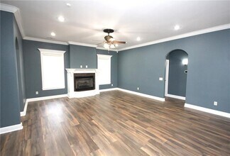 610 Lyndal Ln in Bentonville, AR - Building Photo - Building Photo