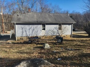 24 Hamilton Ave in Sloatsburg, NY - Building Photo - Building Photo