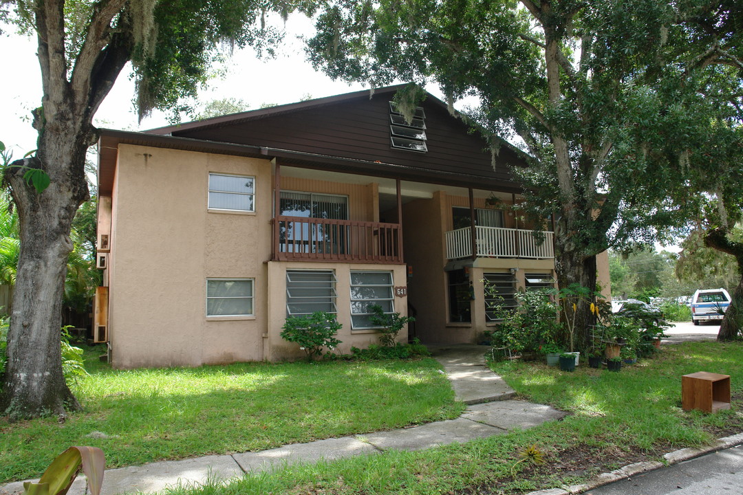 641 Columbia Ct in Sarasota, FL - Building Photo