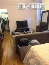 101 W 80th St-Unit -2A in New York, NY - Building Photo - Building Photo